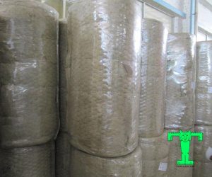 Bông khoáng Rockwool cuộn có lưới 3